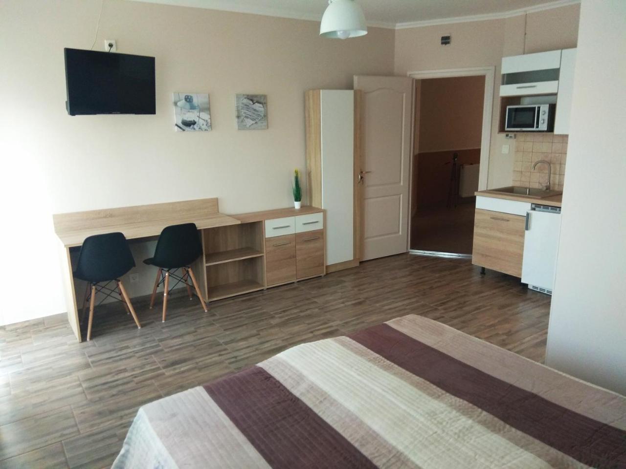 Apartment Alom